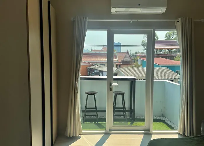 Baan Farang